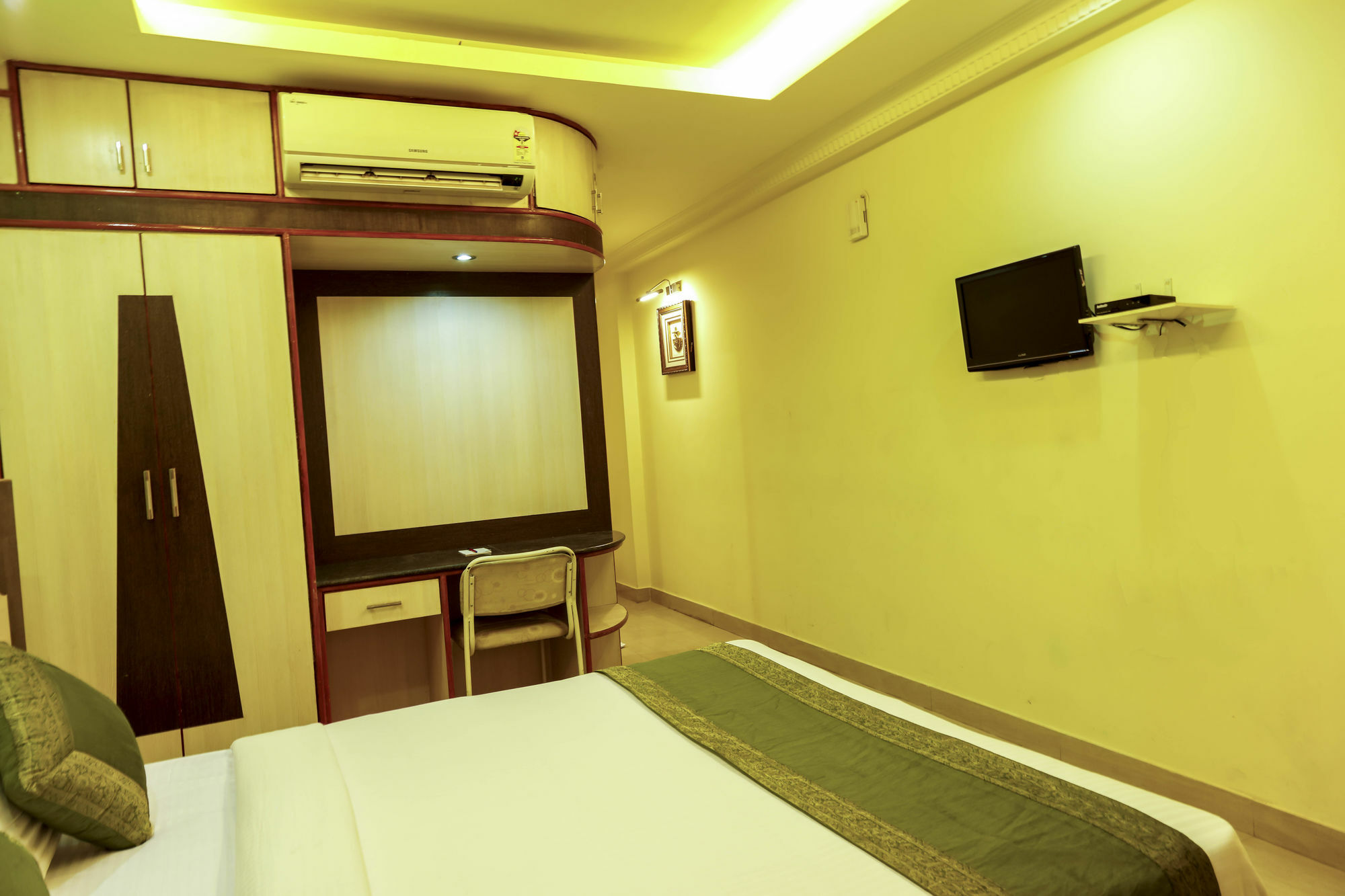 Treebo Trip Grand Regency Hotel Bangalore Luaran gambar