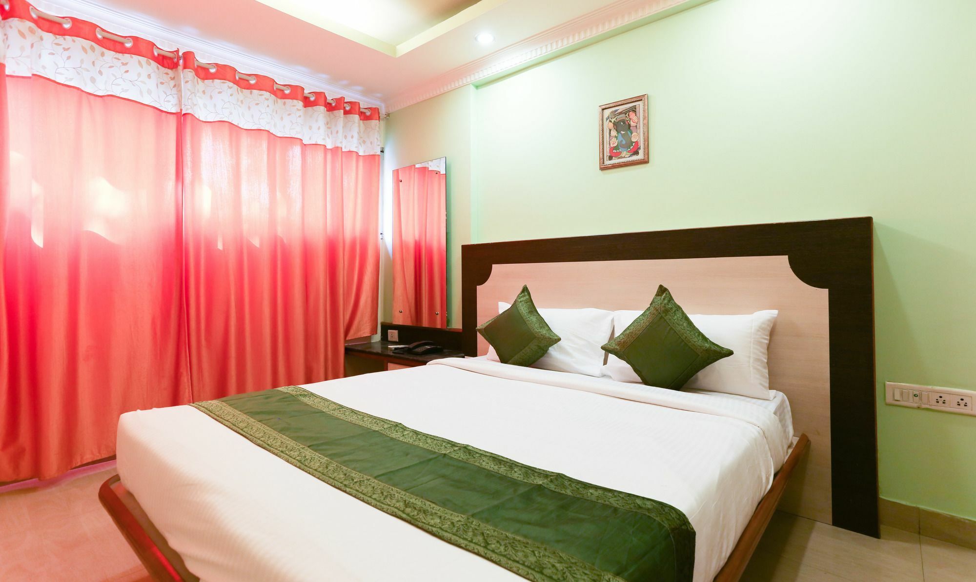 Treebo Trip Grand Regency Hotel Bangalore Luaran gambar