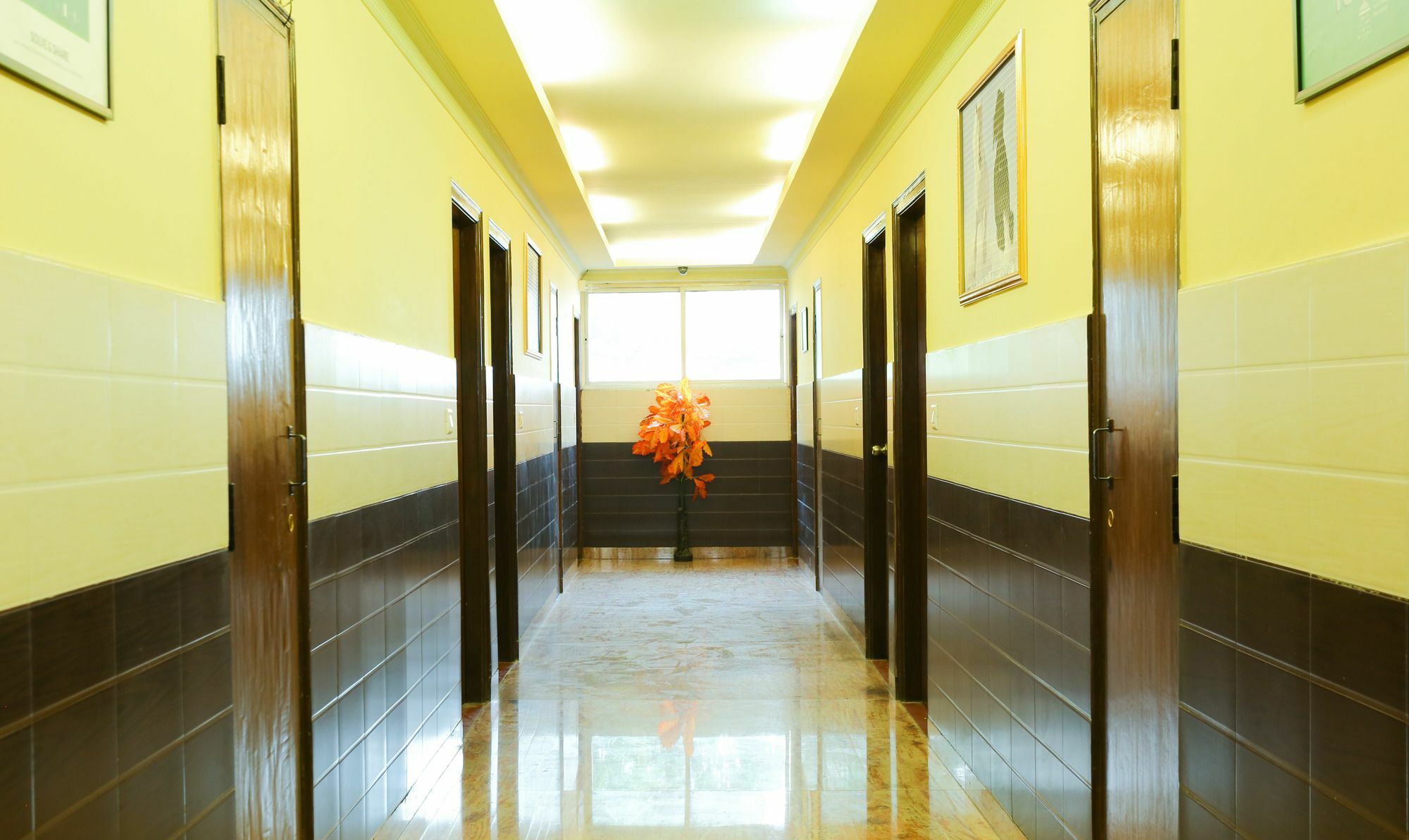 Treebo Trip Grand Regency Hotel Bangalore Luaran gambar