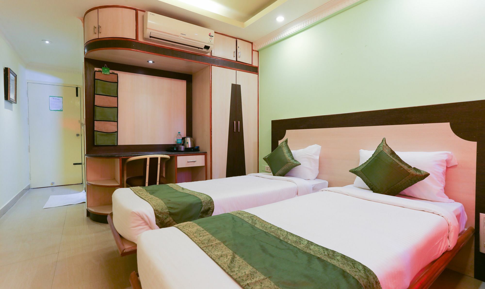 Treebo Trip Grand Regency Hotel Bangalore Luaran gambar